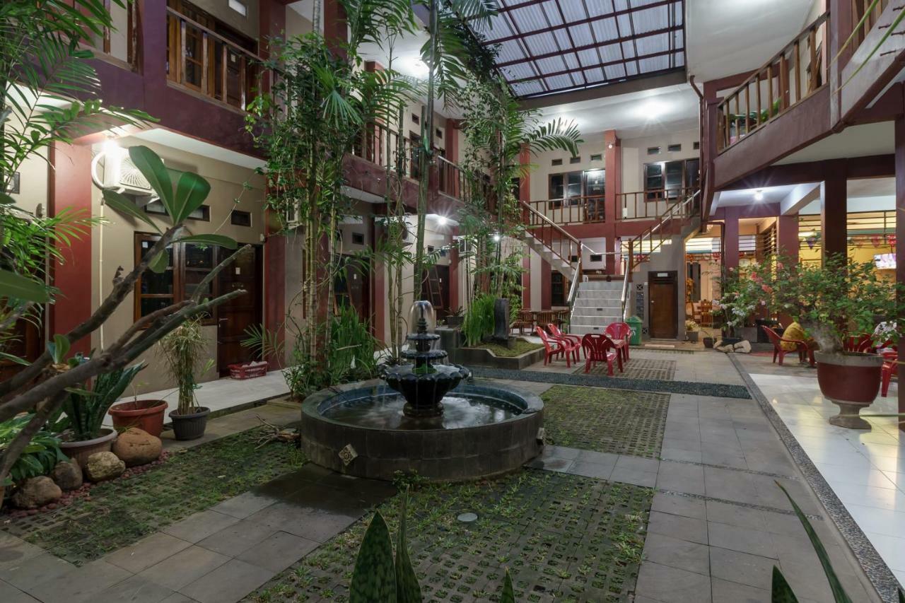 Готель Reddoorz Syariah Near Fort Marlborough Бенгкулу Екстер'єр фото